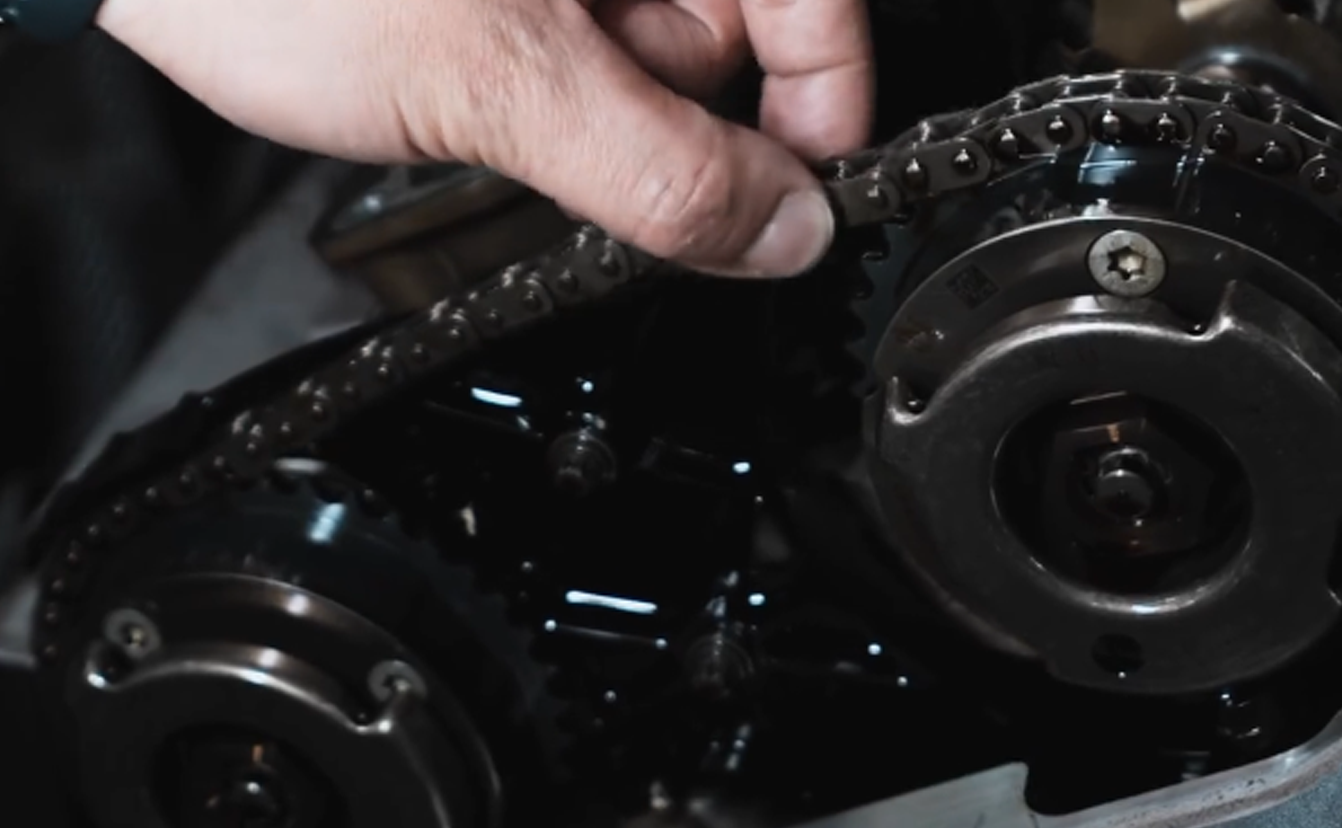 BMW N20 ईन्जिनको समय चेन हो र नियमित प्रतिस्थापनको खाँचो छ,